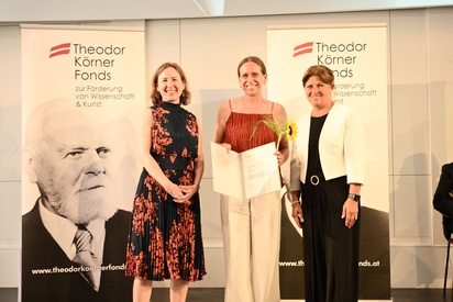 Urkunden&uuml;bergabe Anna Matzner &copy;  Theodor K&ouml;rner Fonds / Christopher Glanzl