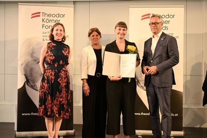 Christina Siegert erh&auml;lt den Stiftungspreis der Stadt Wien. &copy; Theodor K&ouml;rner Fonds / Christopher Glanzl